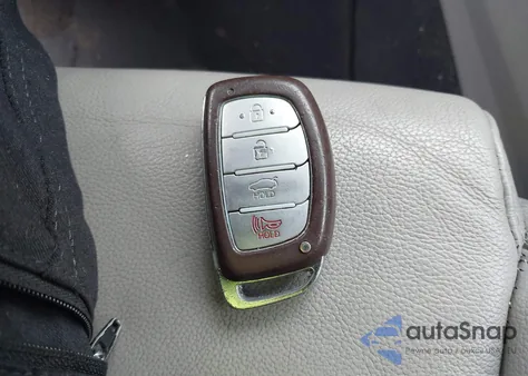 2016 Hyundai Sonata Sport z USA, uszkodzony, nr VIN 5NPE34AF3GH262244